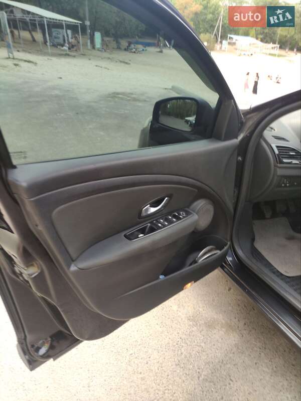 Хэтчбек Renault Megane 2010 в Кривом Роге