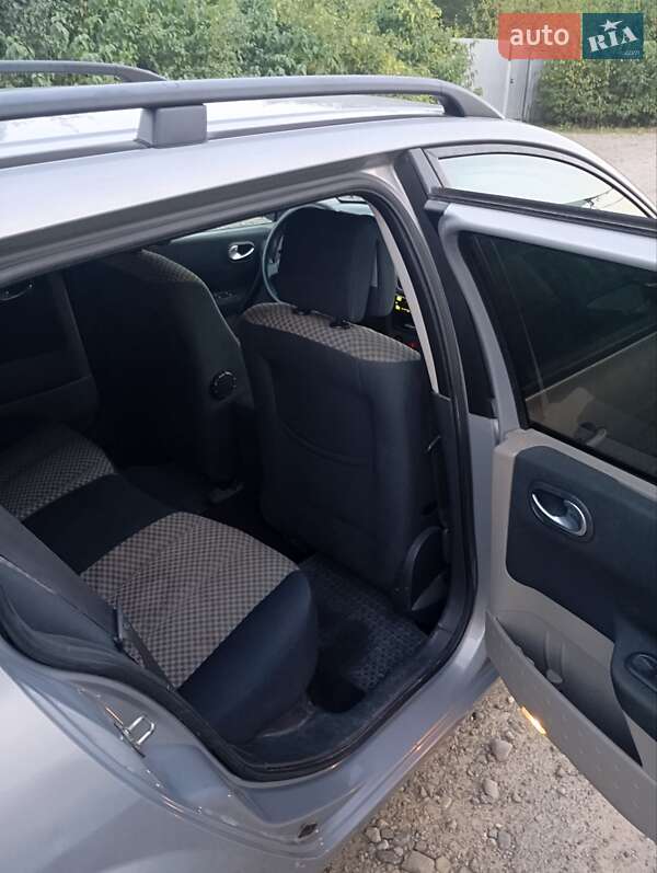 Універсал Renault Megane 2004 в Мамаївцах