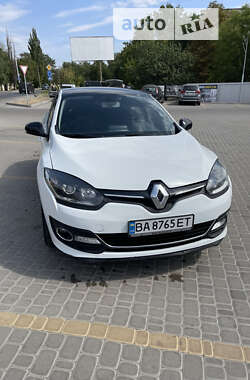 Хэтчбек Renault Megane 2013 в 