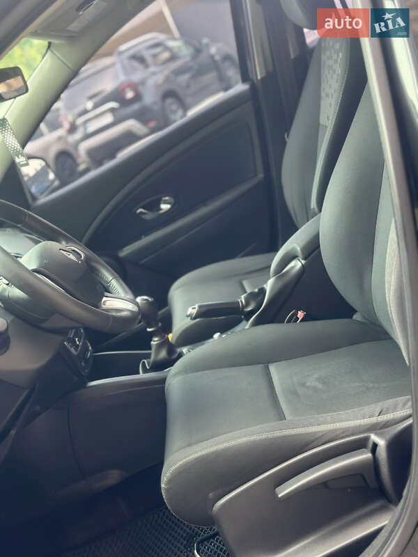 Универсал Renault Megane 2012 в Житомире фото 13 Универсал Renault Megane 2012 в Житомире