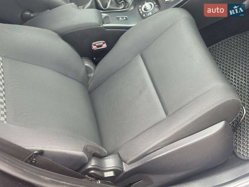 Универсал Renault Megane 2012 в Житомире фото 16 Универсал Renault Megane 2012 в Житомире