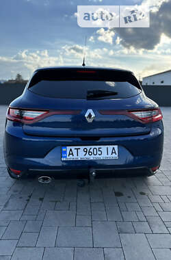 Хэтчбек Renault Megane 2016 в Калуше