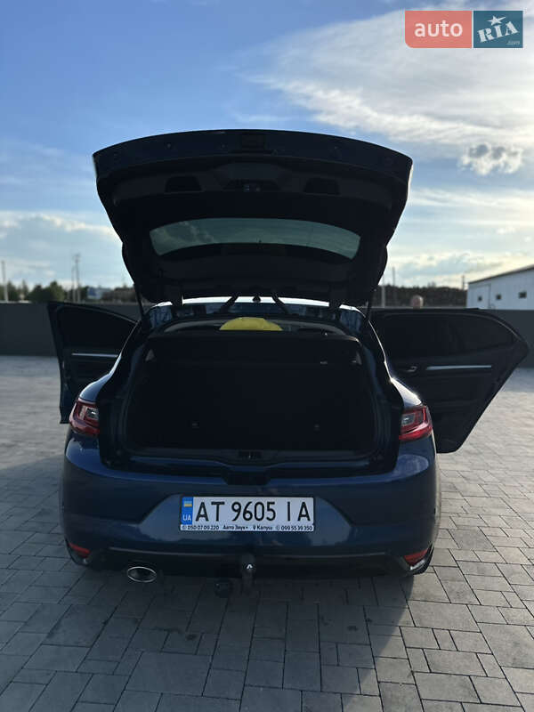 Хэтчбек Renault Megane 2016 в Калуше