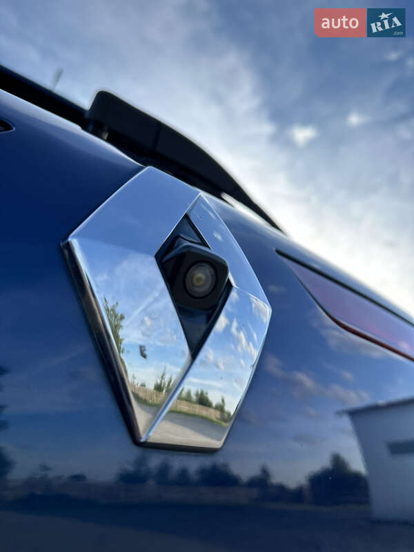 Хэтчбек Renault Megane 2016 в Калуше