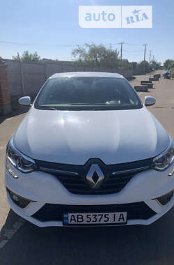 Хэтчбек Renault Megane 2016 в Виннице