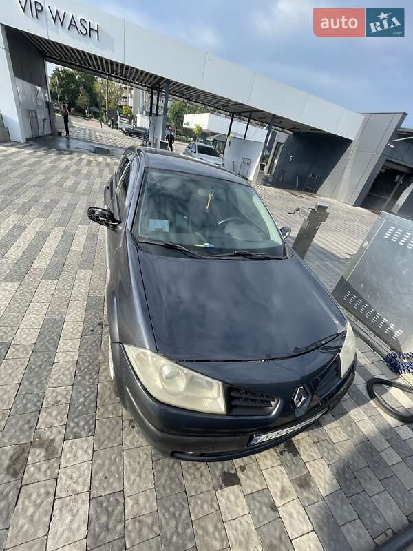 Хетчбек Renault Megane 2006 в Ужгороді