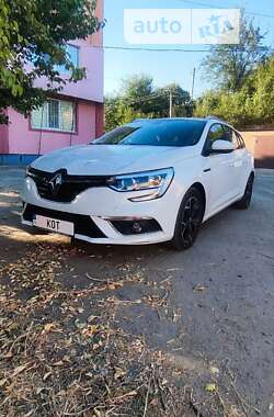 Универсал Renault Megane 2018 в Ромнах