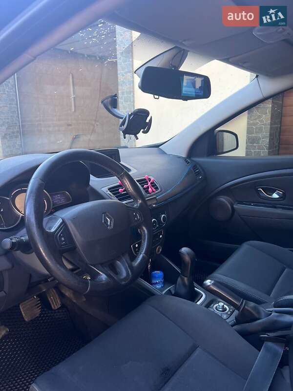 Универсал Renault Megane 2010 в Сарнах