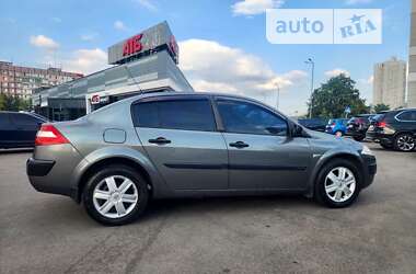 Седан Renault Megane 2005 в Днепре