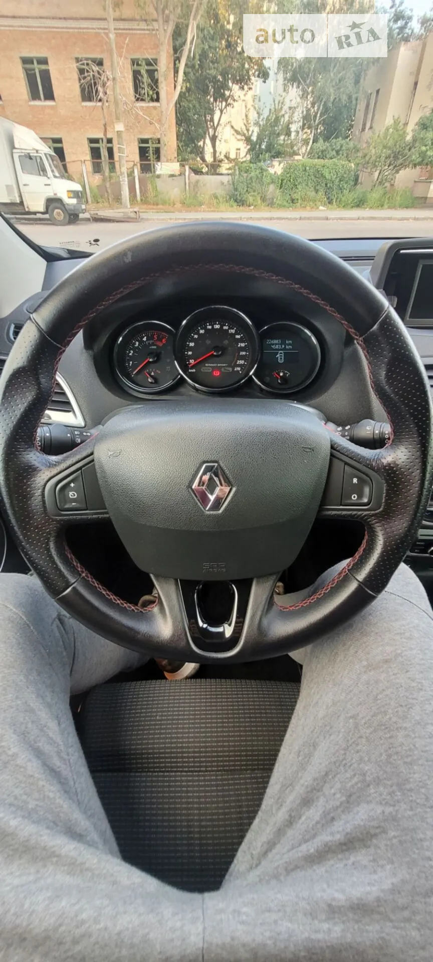 2012 Renault Megane - мініатюра 9