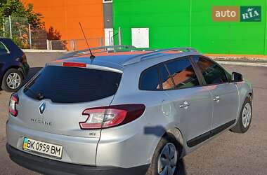 Универсал Renault Megane 2010 в 