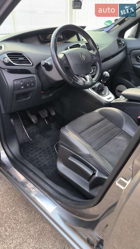 Универсал Renault Megane 2015 в Львове фото 4 Универсал Renault Megane 2015 в Львове