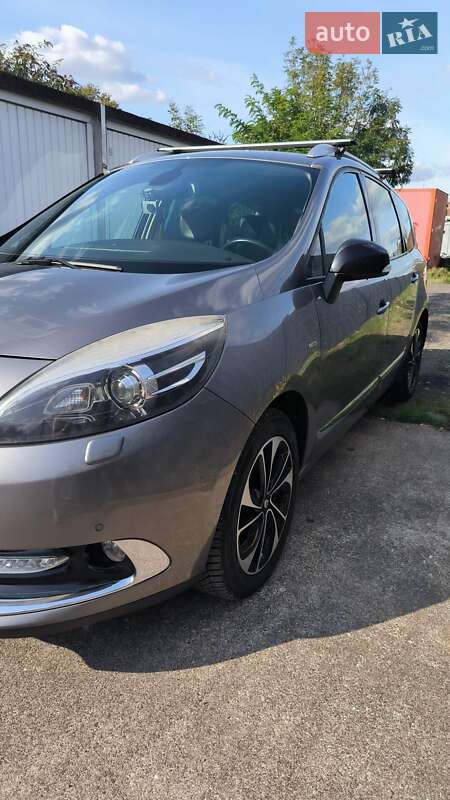 Универсал Renault Megane 2015 в Львове фото 28 Универсал Renault Megane 2015 в Львове