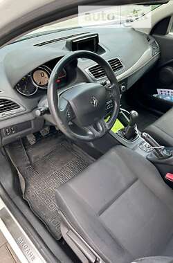 Хэтчбек Renault Megane 2013 в Дунаевцах