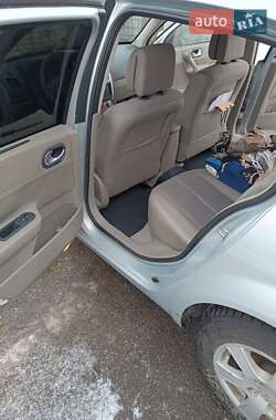 Седан Renault Megane 2004 в 