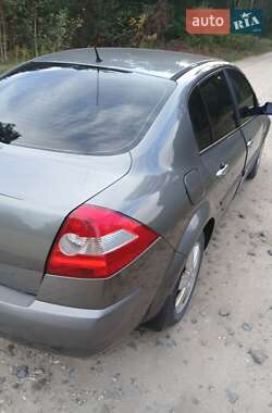 Седан Renault Megane 2003 в 