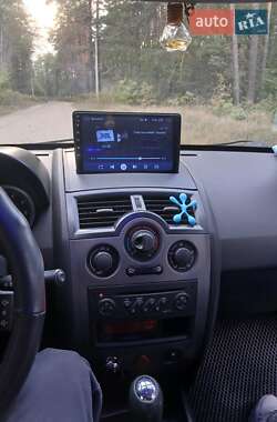 Седан Renault Megane 2003 в 