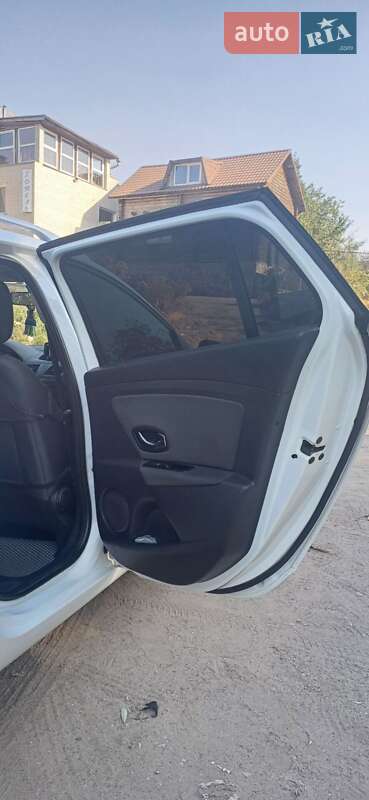 Універсал Renault Megane 2015 в Глухові