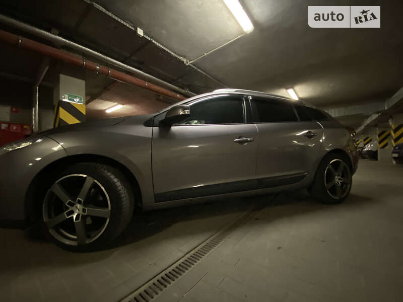 Універсал Renault Megane 2012 в Івано-Франківську