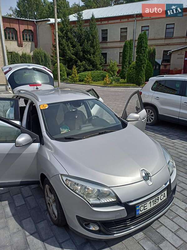 Універсал Renault Megane 2012 в Чернівцях