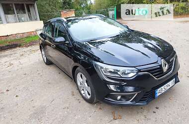 Универсал Renault Megane 2017 в Новояворовске