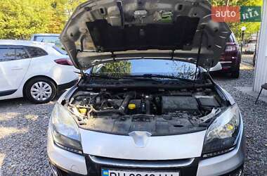 Хэтчбек Renault Megane 2013 в 