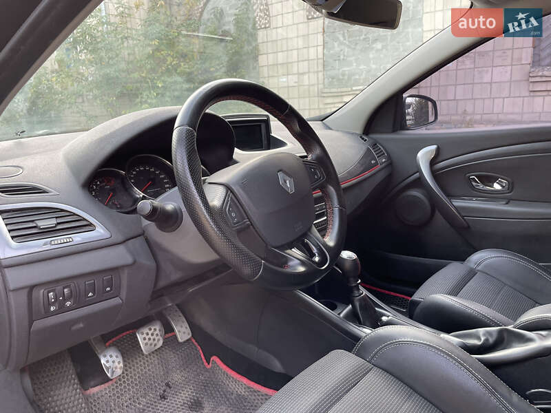 Универсал Renault Megane 2013 в Черкассах фото 13 Универсал Renault Megane 2013 в Черкассах
