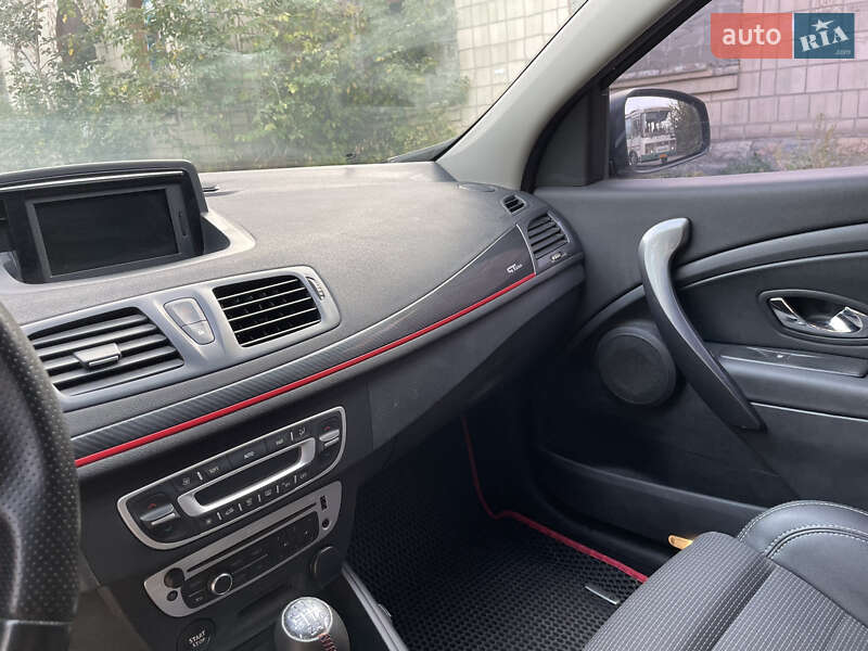 Универсал Renault Megane 2013 в Черкассах фото 18 Универсал Renault Megane 2013 в Черкассах