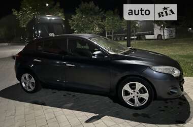 Хетчбек Renault Megane 2011 в Виноградові