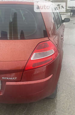 Хэтчбек Renault Megane 2008 в 