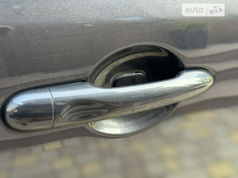 Хетчбек Renault Megane 2012 в Дніпрі