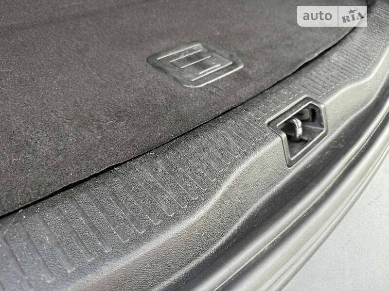 Хетчбек Renault Megane 2012 в Дніпрі