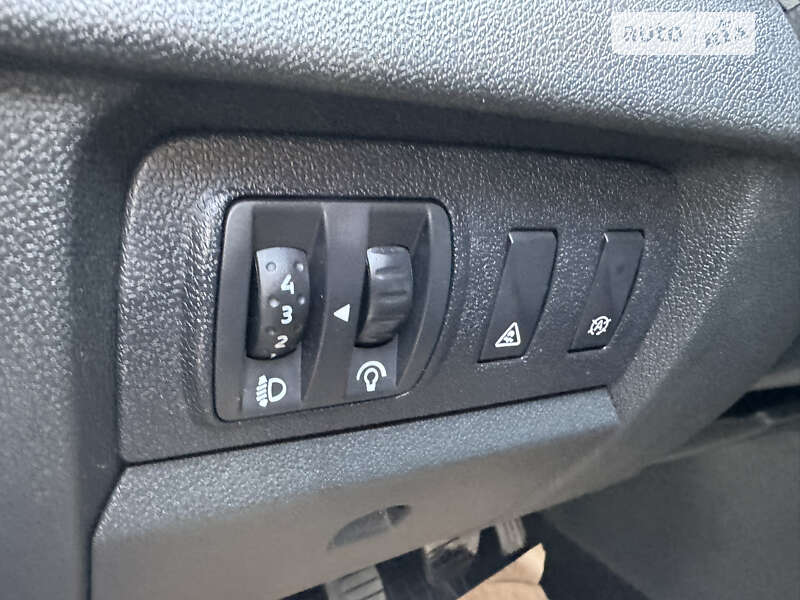 Хетчбек Renault Megane 2012 в Дніпрі