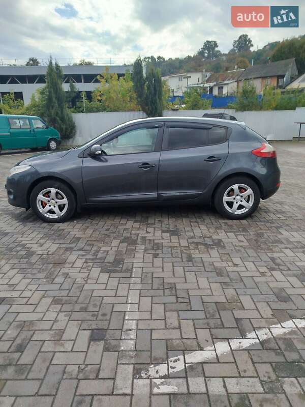 Хетчбек Renault Megane 2009 в Чернівцях фото 7 Хетчбек Renault Megane 2009 в Чернівцях
