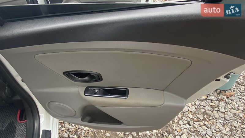 Универсал Renault Megane 2011 в Тернополе фото 7 Универсал Renault Megane 2011 в Тернополе