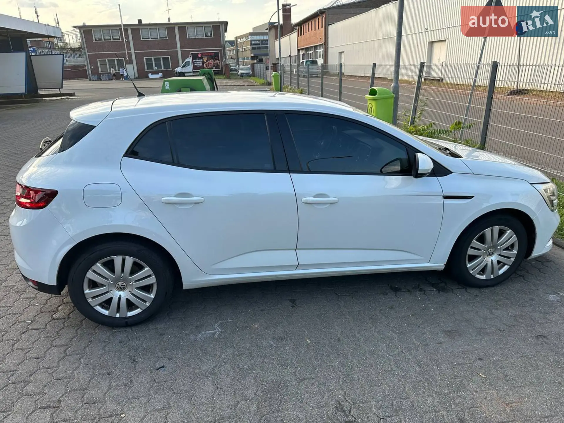 2017 Renault Megane - мініатюра 9