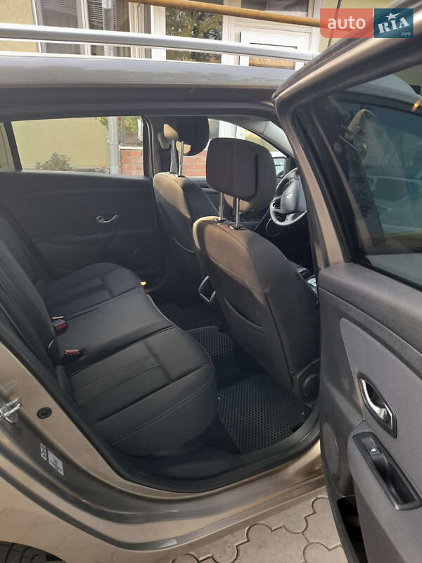 Универсал Renault Megane 2010 в Ахтырке фото 14 Универсал Renault Megane 2010 в Ахтырке