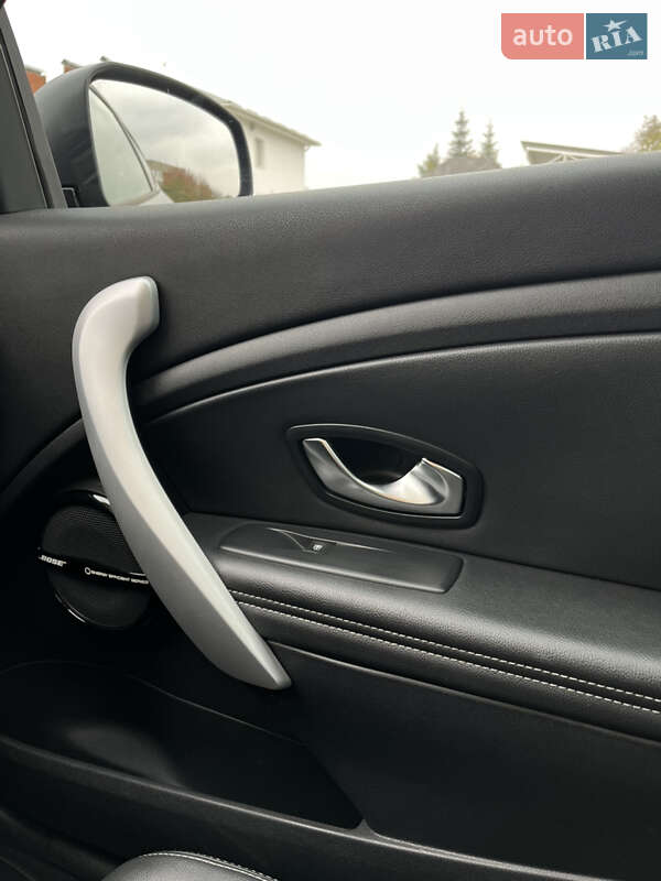 Купе Renault Megane 2011 в Чернівцях