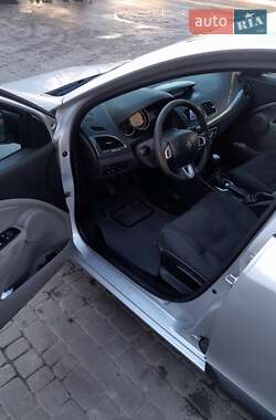 Универсал Renault Megane 2011 в 
