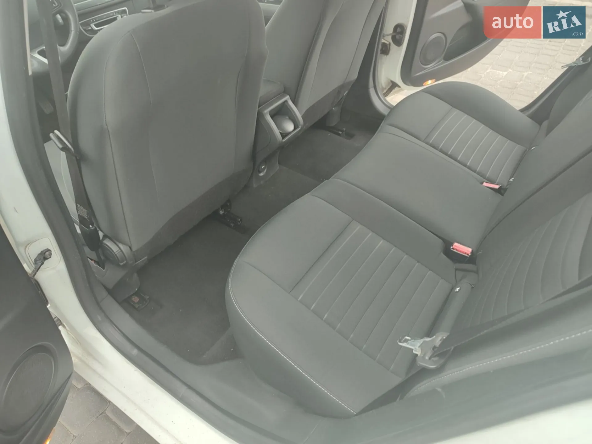 2011 Renault Megane - мініатюра 9