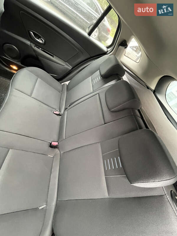 Универсал Renault Megane 2010 в Староконстантинове фото 13 Универсал Renault Megane 2010 в Староконстантинове