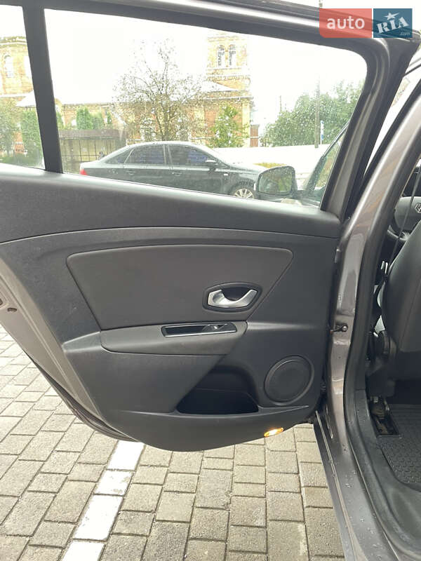 Универсал Renault Megane 2010 в Староконстантинове фото 16 Универсал Renault Megane 2010 в Староконстантинове