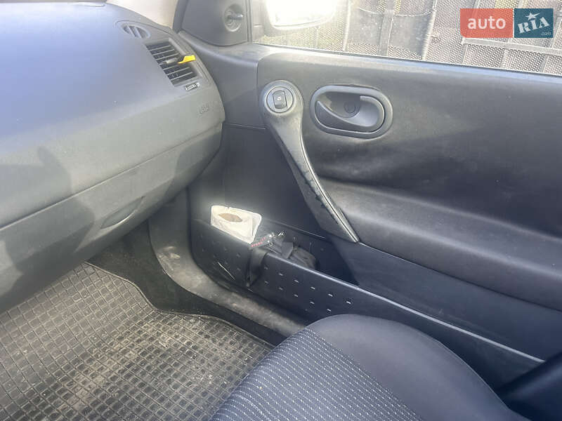Хэтчбек Renault Megane 2004 в Ивано-Франковске