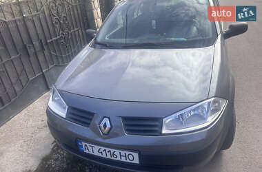 Хетчбек Renault Megane 2004 в 
