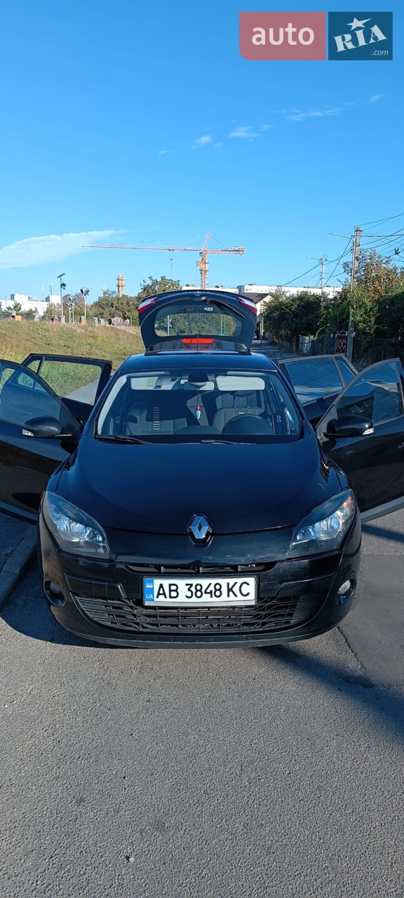 2011 Renault Megane - мініатюра 25