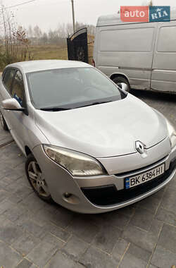 Універсал Renault Megane 2010 в Рівному