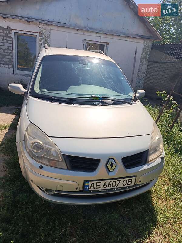 Хэтчбек Renault Megane 2005 в Днепре