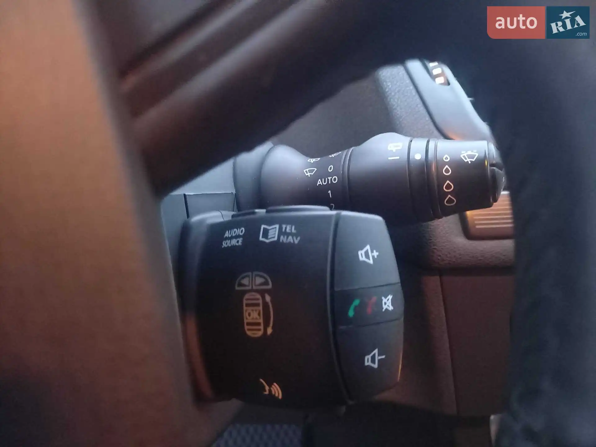 2011 Renault Megane - мініатюра 40