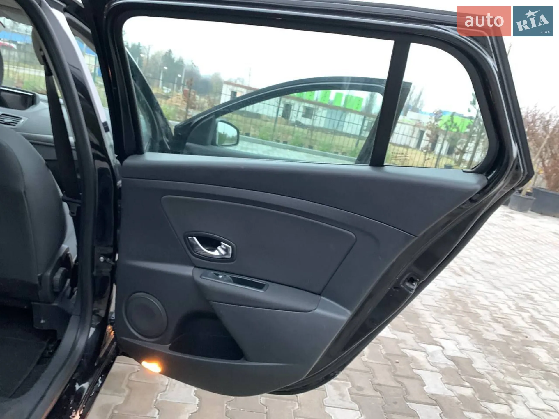 2012 Renault Megane - мініатюра 12