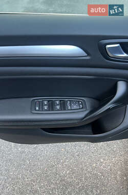 Седан Renault Megane 2021 в 